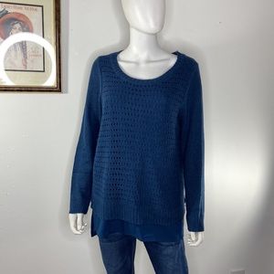 St.‎ John bay blue pullover lightweight sweater